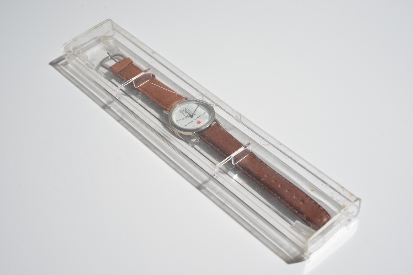 日本発の90年代の販促用アイテムだった\u201cApple Watch\u201dとは？ -