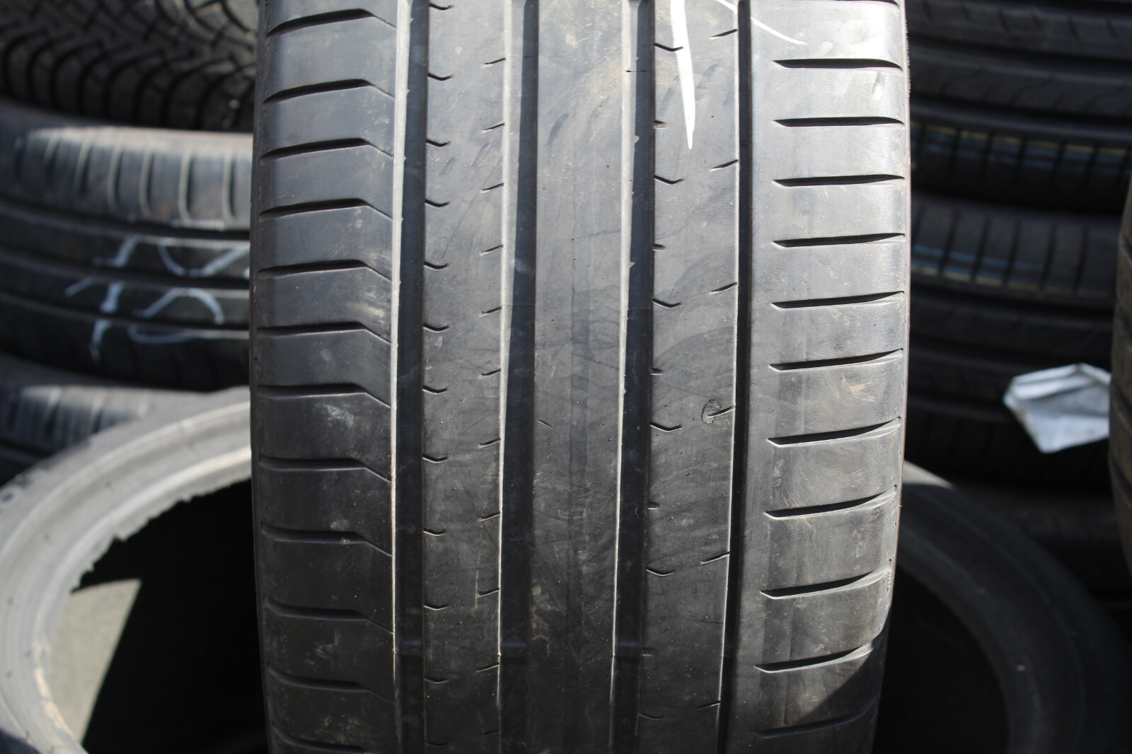 255 30 20 Pirelli, RunFlat, XL, 92Y, x1 Single Tyre 4.2mm (F1_tyres) L2931
