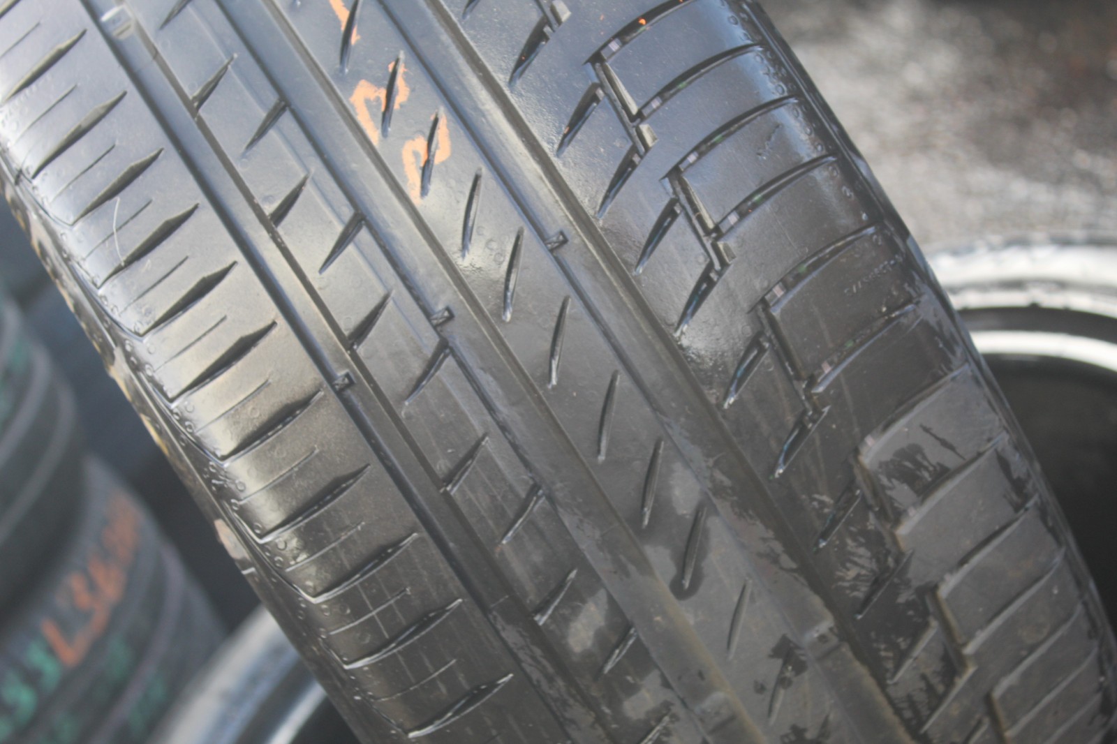 New 225 40 18 Continental, PC 6, XL, 92Y, x1 Single Tyre (F1_tyres) L3769