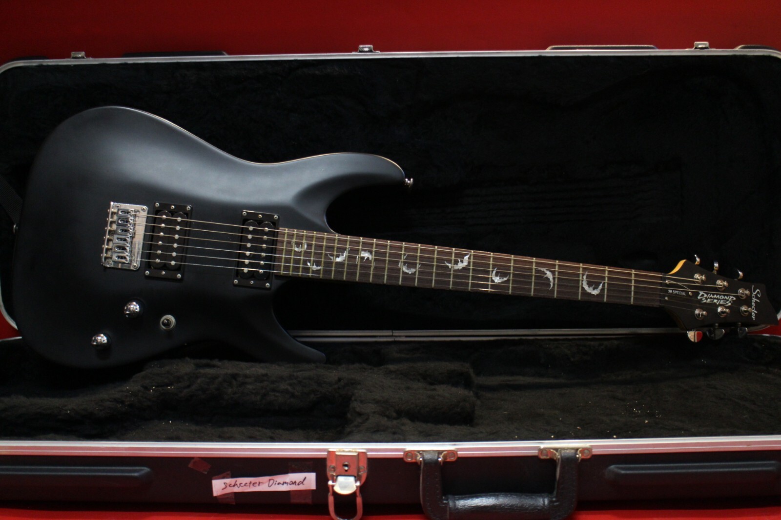 USED Schecter Diamond Series 38 Speciasl Electric Guitar