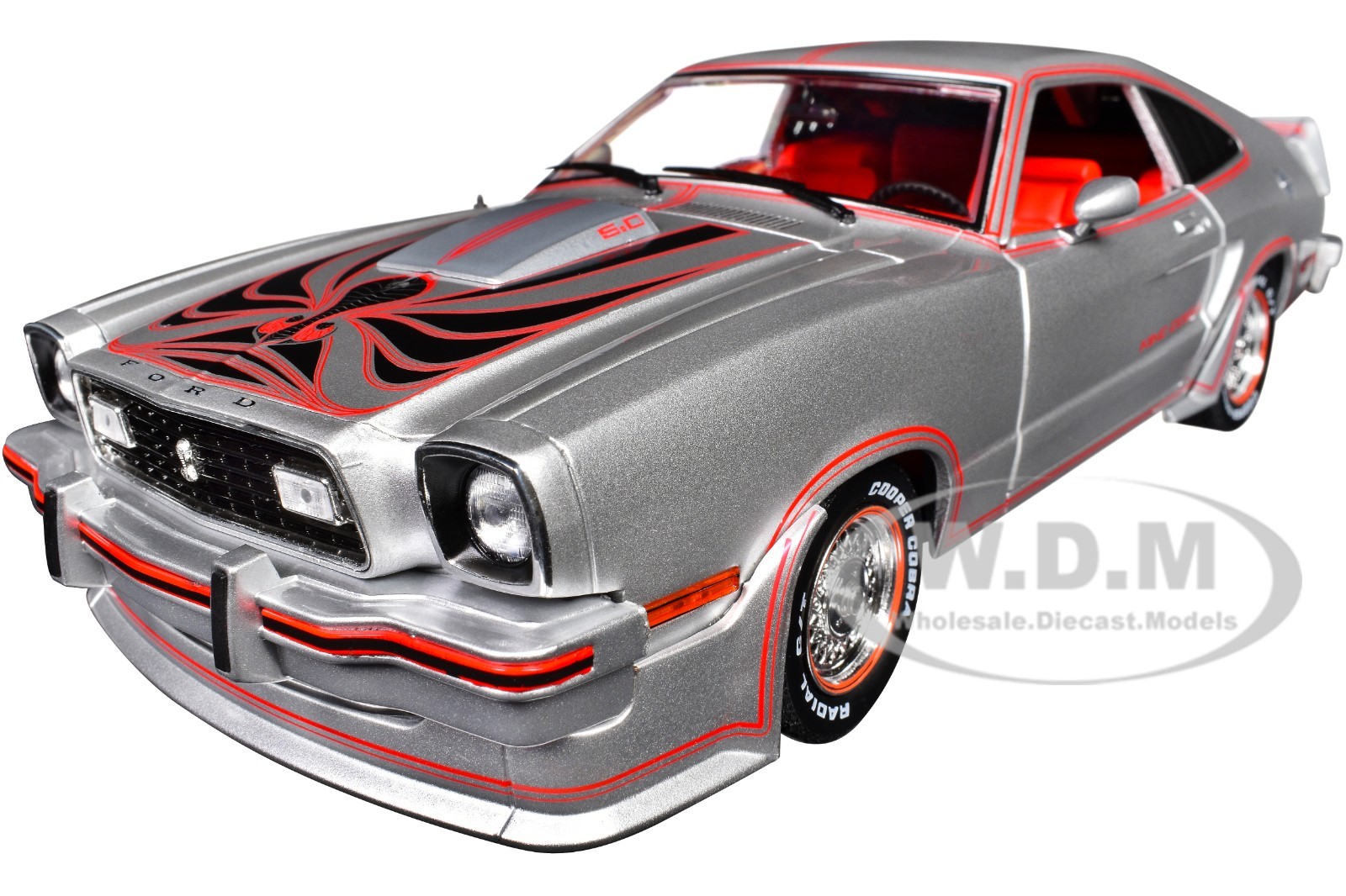 1978 FORD MUSTANG II KING COBRA SILVER 1/18 DIECAST MODEL BY