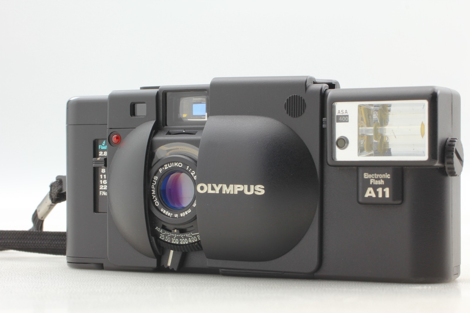 【名品】OLYMPUS XA 35ｍｍ F2.8 A11 付きフィルムカメラ 名品】OLYMPUS XA 35mm F2.8 A11 付きフィルムカメラ