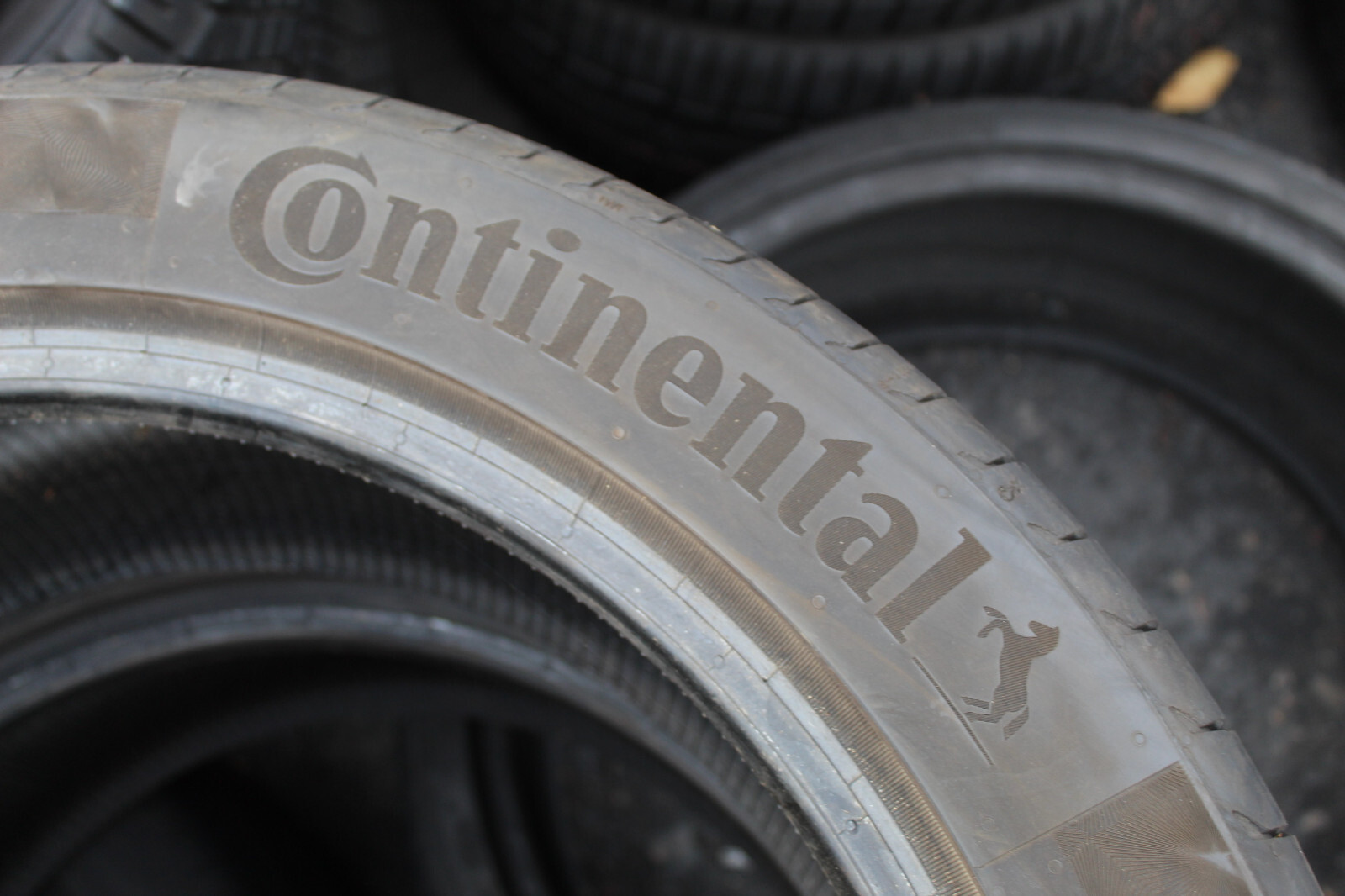 245 45 19 Continental, PC 6, MO-V, XL, 102Y, x2 A Pair 6.5mm (F1_tyres) L2835