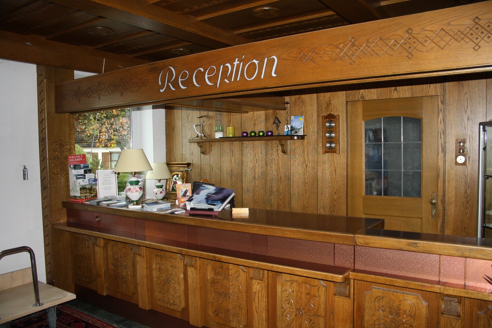 Empfangstheke Rezeptionstheke Information Theke sehr schön