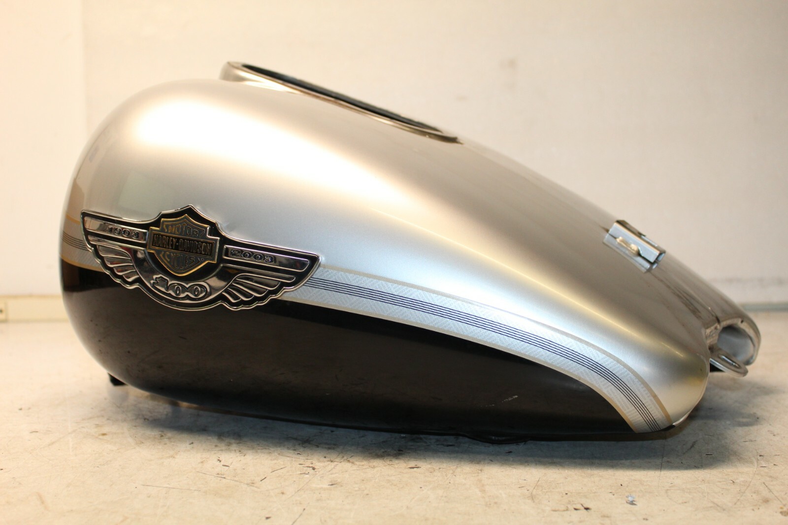 Harley-Davidson タンク オレンジ/グレー 1903-2003 F45Z3DHLBNCOZG3YPAM32YILE4.jpg