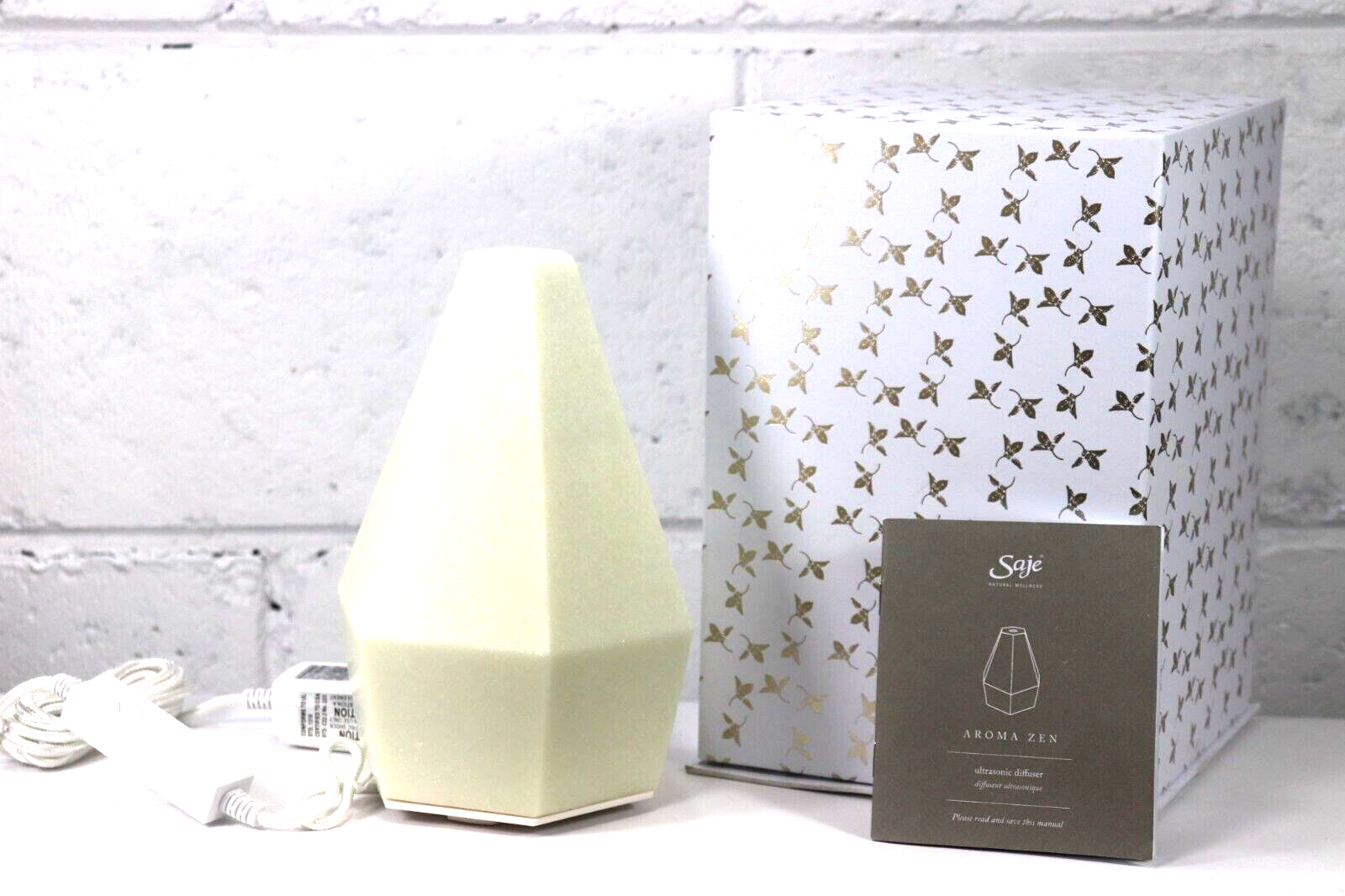 sealed 未開封 US-original  Saje Saje Natural Wellness | Essential Oils & Diffuser
