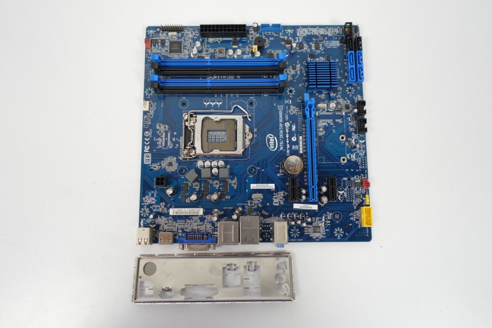 Материнская плата для i5 12400f Материнская плата для i5 12400f