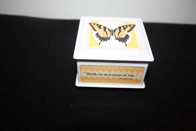 Music Trinket box 3'' x 3 '' x 2 1/2'' By Warner Press Walk in Newness made Japan