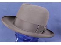 stetson men's renegade royal deluxe felt hat