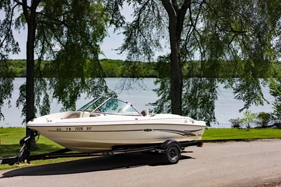 2002 Sea Ray 176 Bow Rider & Trailer