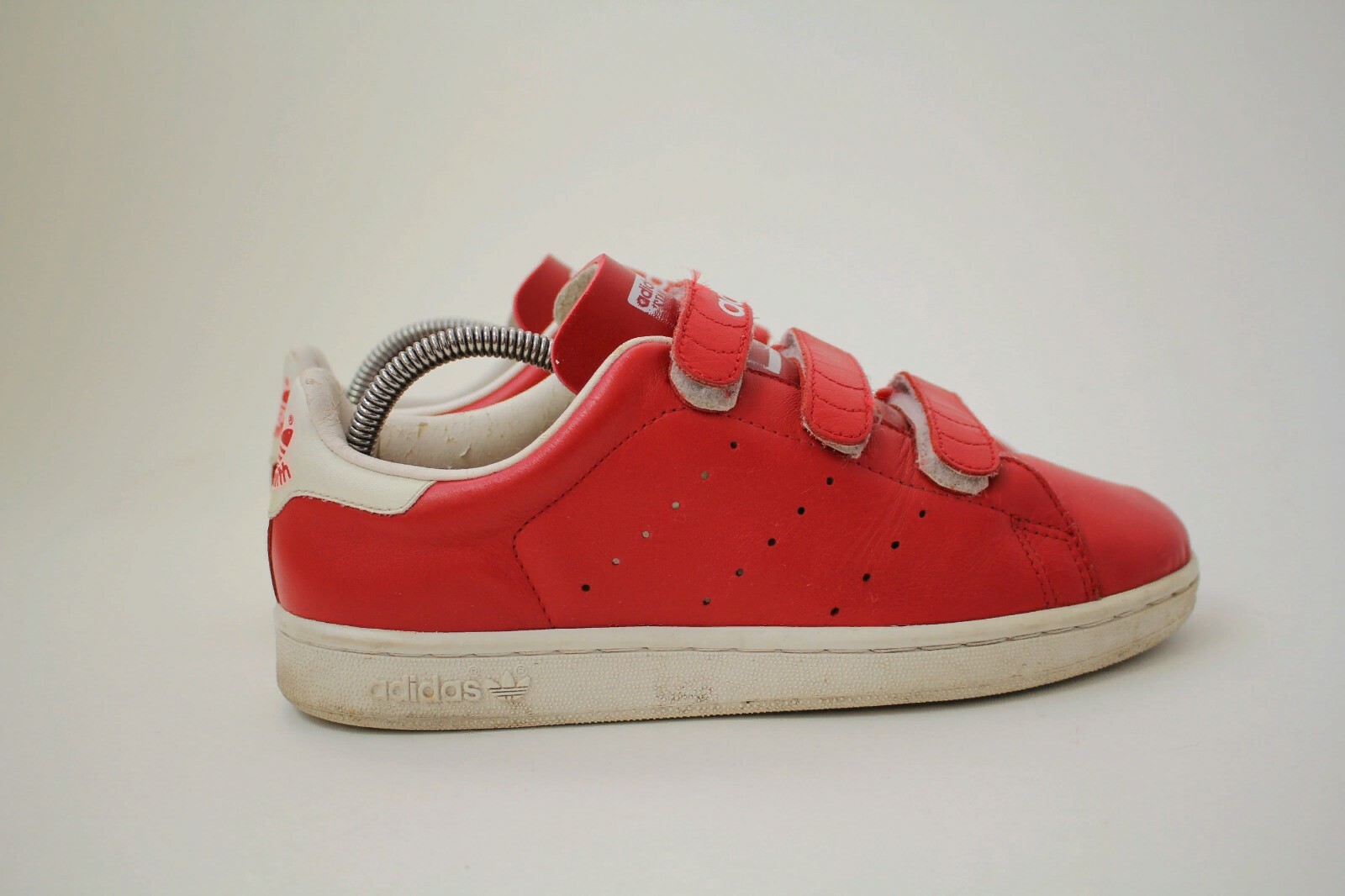 stan smith vintage red