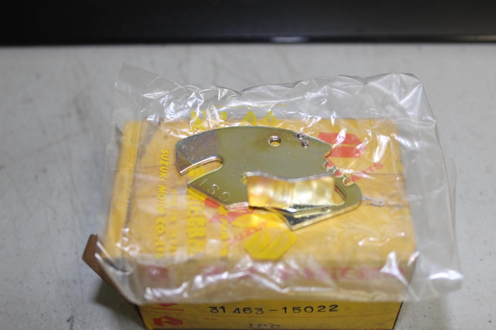 Take！ NOS 31463-15022 Suzuki contact braker plate for T500 | eBay