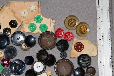 ??  Vintage Fancy Button Lot Bakelite, Celluloid, Art-Deco, Metal Jumbo ??