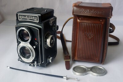 Lot 756 - A ROLLEICORD VA MODEL K3E TYPE 2 TLR CAMERA