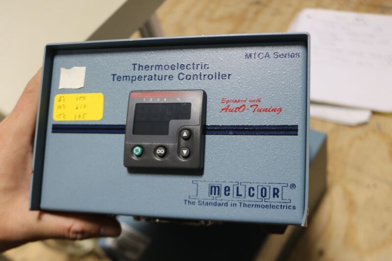 Melcor MTCA  Thermoelectric Temperature Controller