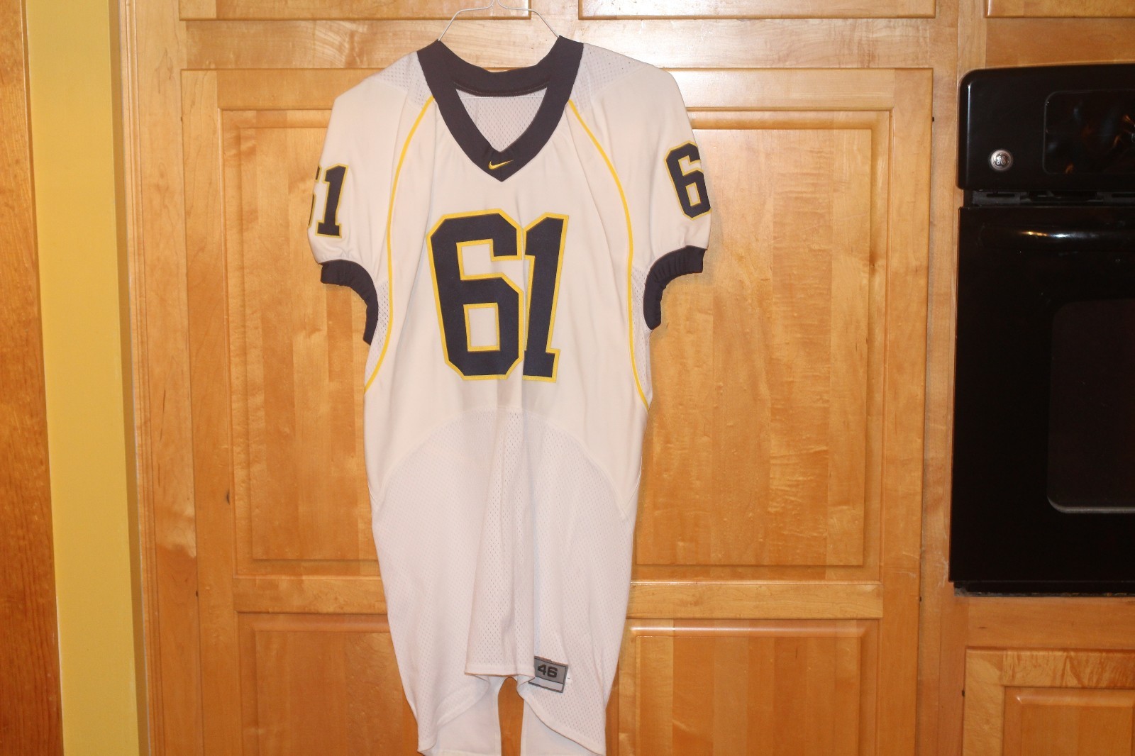 Michigan Wolverines Game Used Football Jersey Nike size 46  #61
