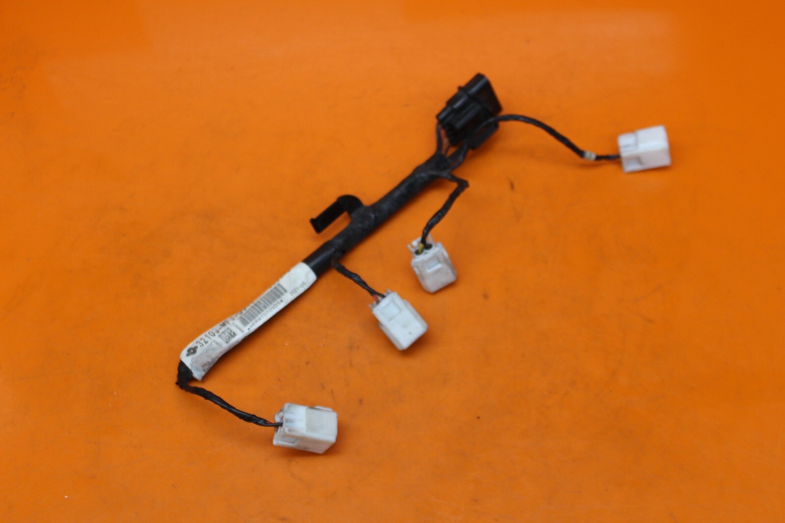 ボックス BMW 2シリーズグランクーペ適用 トランク収納 車用収納ボックス