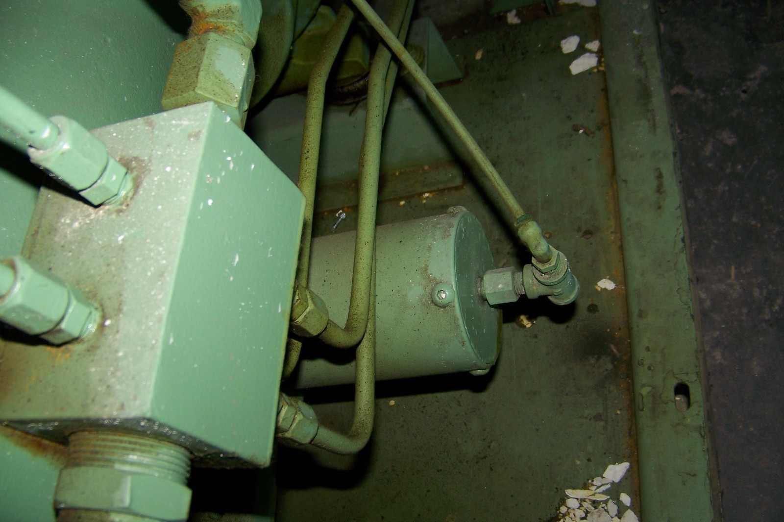 Sullair LS20S 100 hp. Rotary Screw air compressor  air cooled Variable capacity