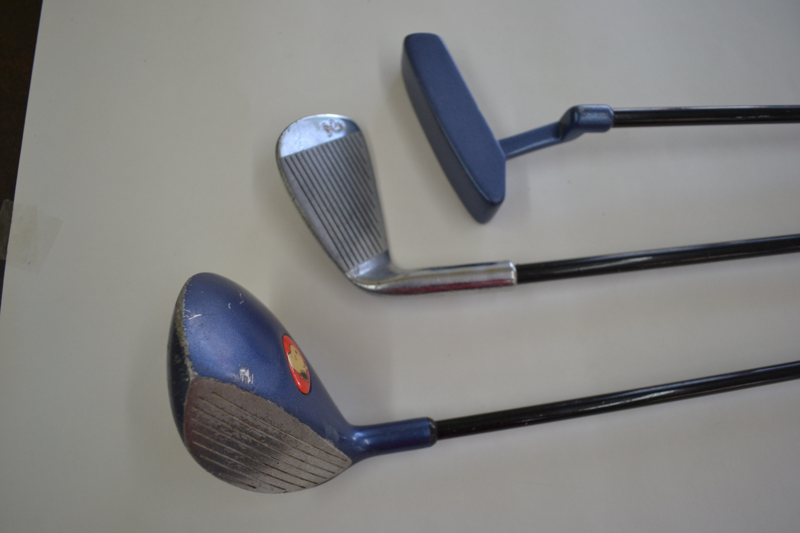 Snoopy Junior Golf Clubs with Bag Driver Iron Putter Right Handed