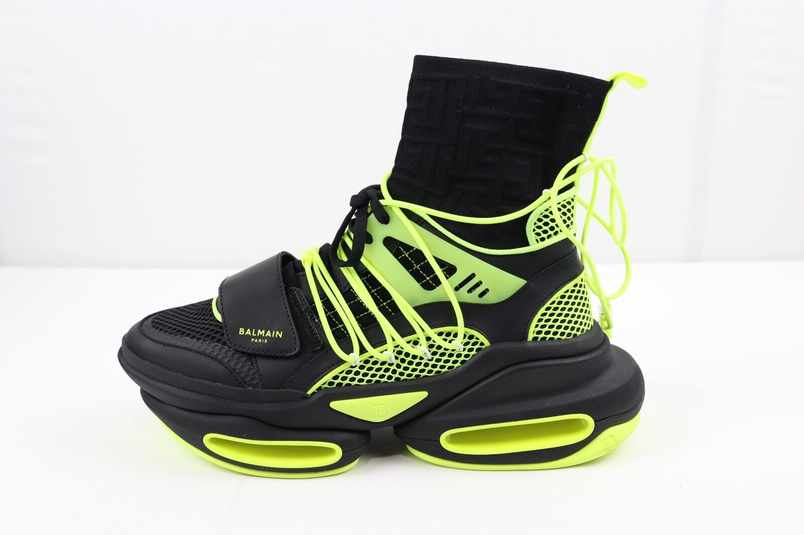Balmain , o1rshd10124 B-Bold Strap Sneakers in Black/Green Balmain , o1rshd10124 B-Bold Strap Sneakers in Black/Green