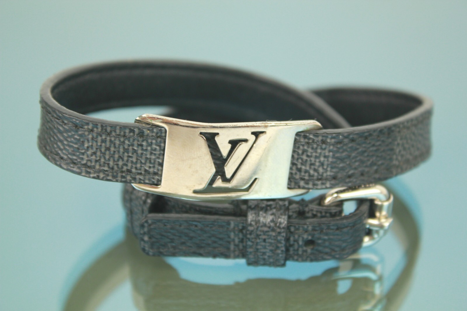 LOUIS VUITTON M6623E Sign it Bracelet Damier Black Leather LOUIS VUITTON M6623E Sign it Bracelet Damier Black Leather