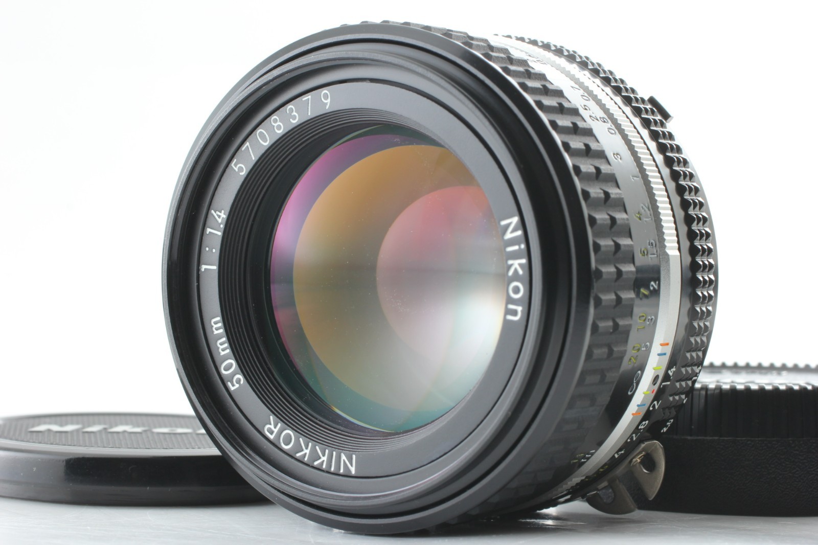570xxxx [MINT] Nikon Nikkor AIS Ai-s 50mm f/1.4 MF Lens