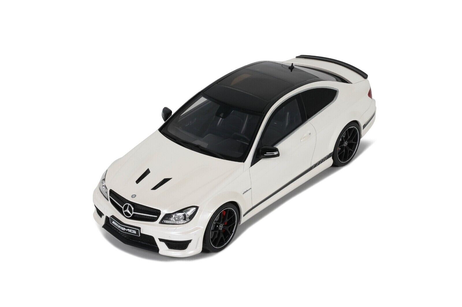 1/18 Mercedes Benz C63 AMG W204 Edition 507 White 2014 Model