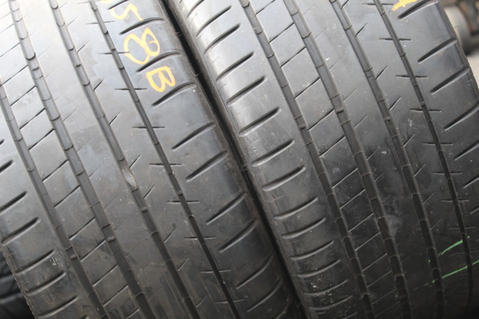 245 35 18 Michelin, Pilot Super Sport, XL, 92Y, x2 A Pair 6.3mm (F1_tyres) L3858