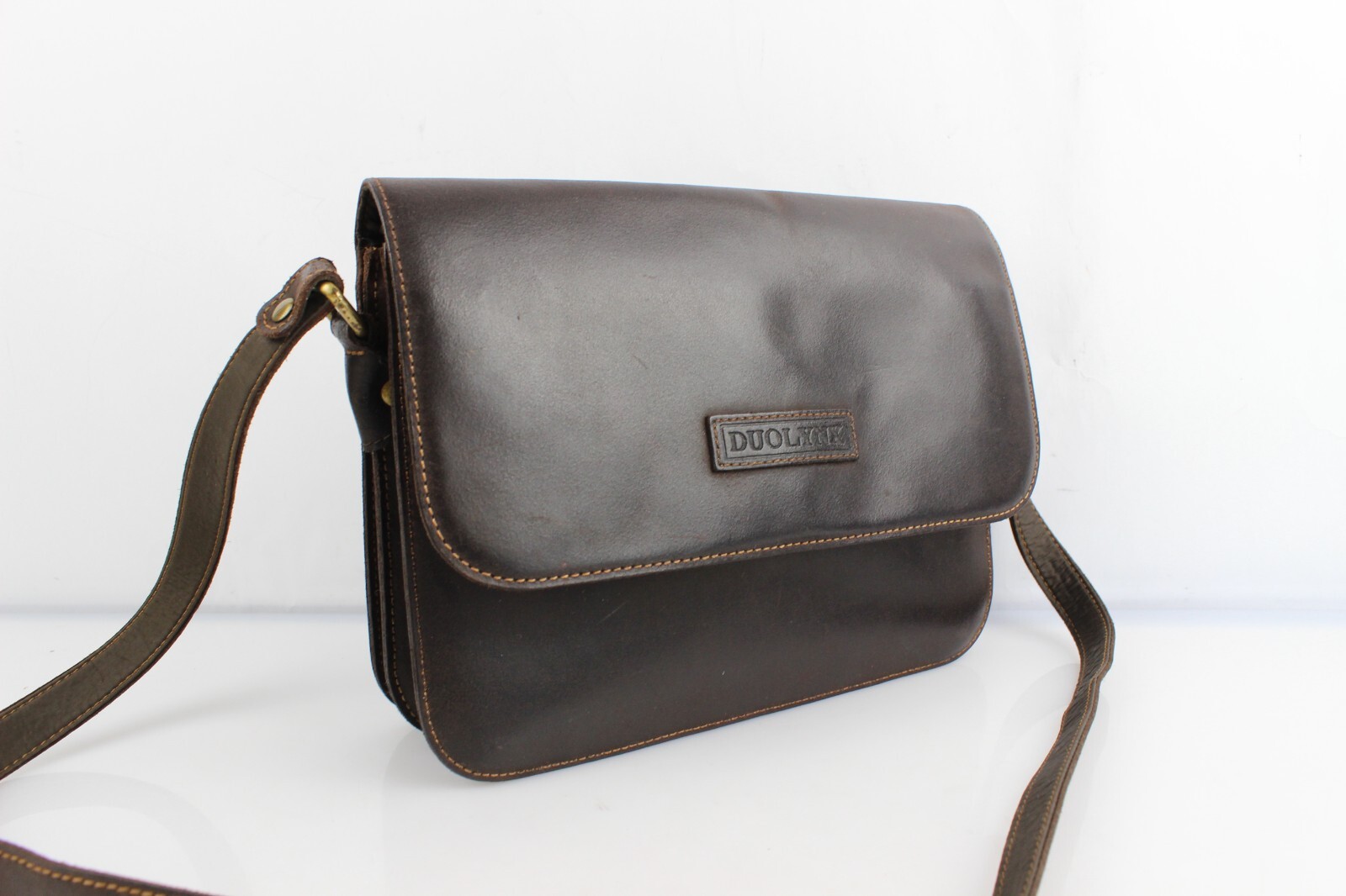 Bayside84 Multipocket Shoulder Bag - Cognac – LUSHER.co