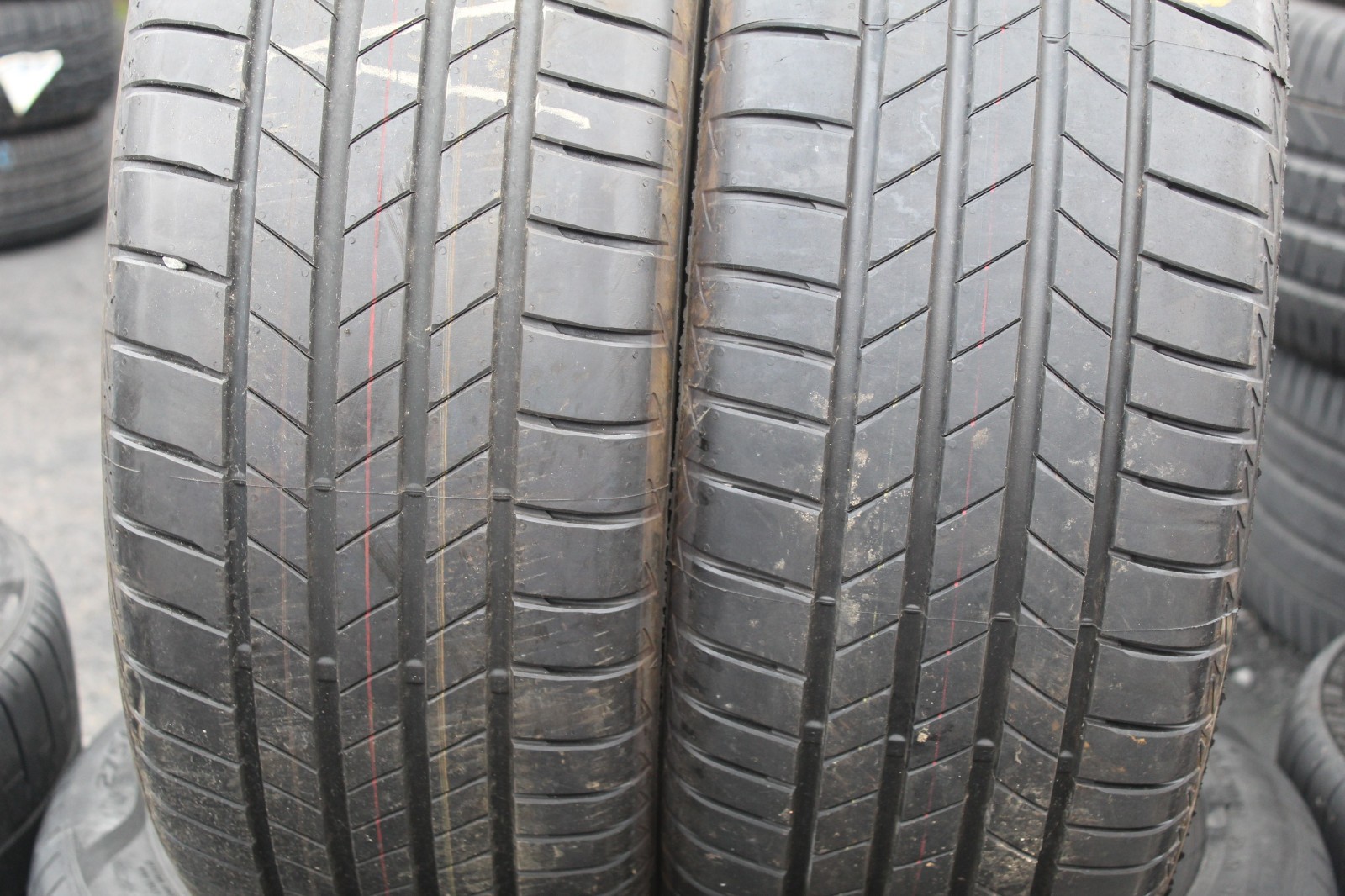 235 55 17 Bridgestone, Turanza T005, XL, 103H, x2 A Pair 6.8mm (F1_tyres) L3665
