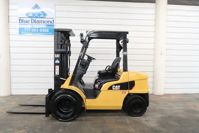 2012' CAT 2PD6000, 6,000# DIESEL Forklift, Dual Wheels, Three Stage, S/S