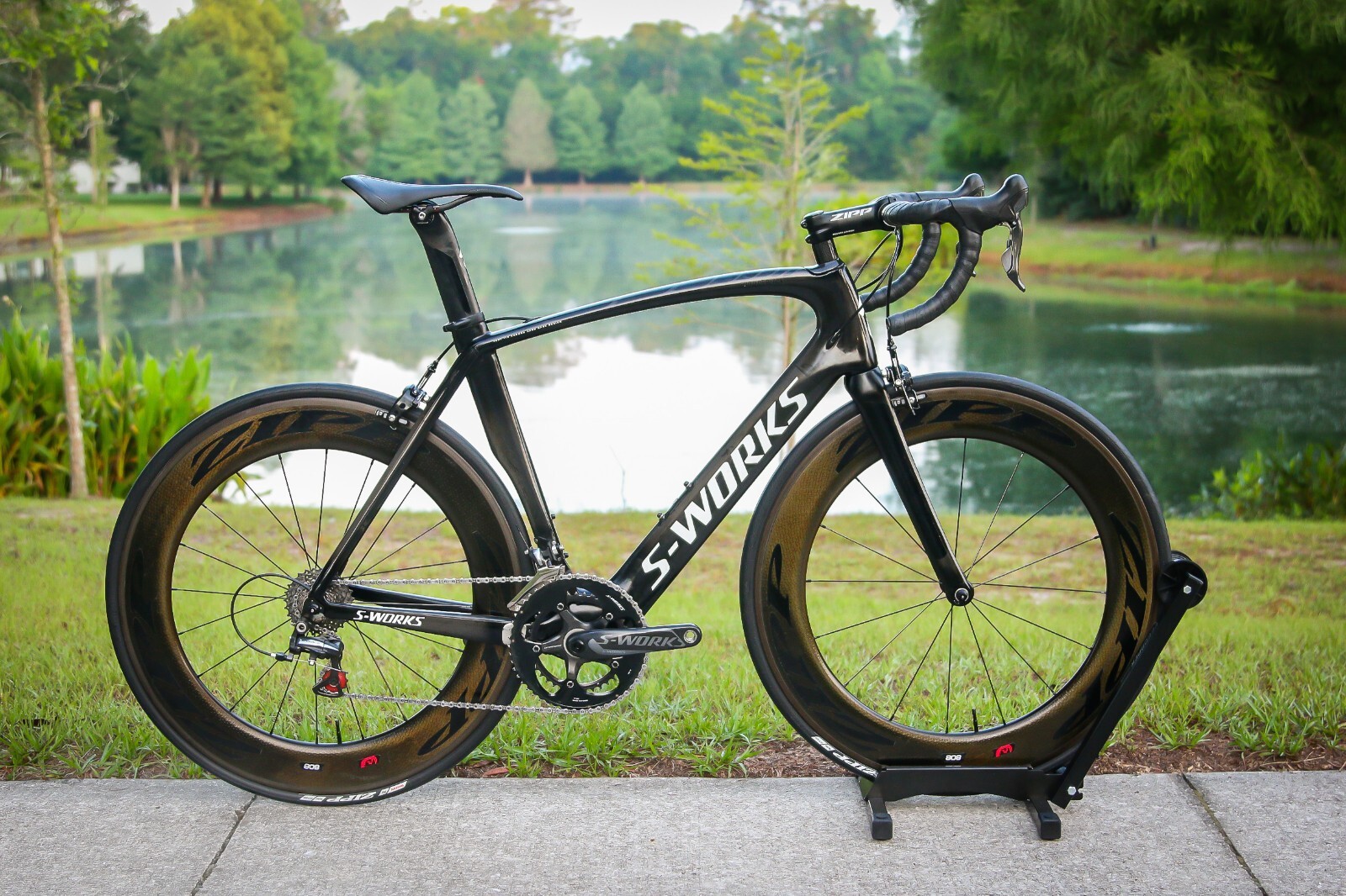 56 cm -2012 Specialized S-Works Venge-Limited-ZIPP!-15lbs