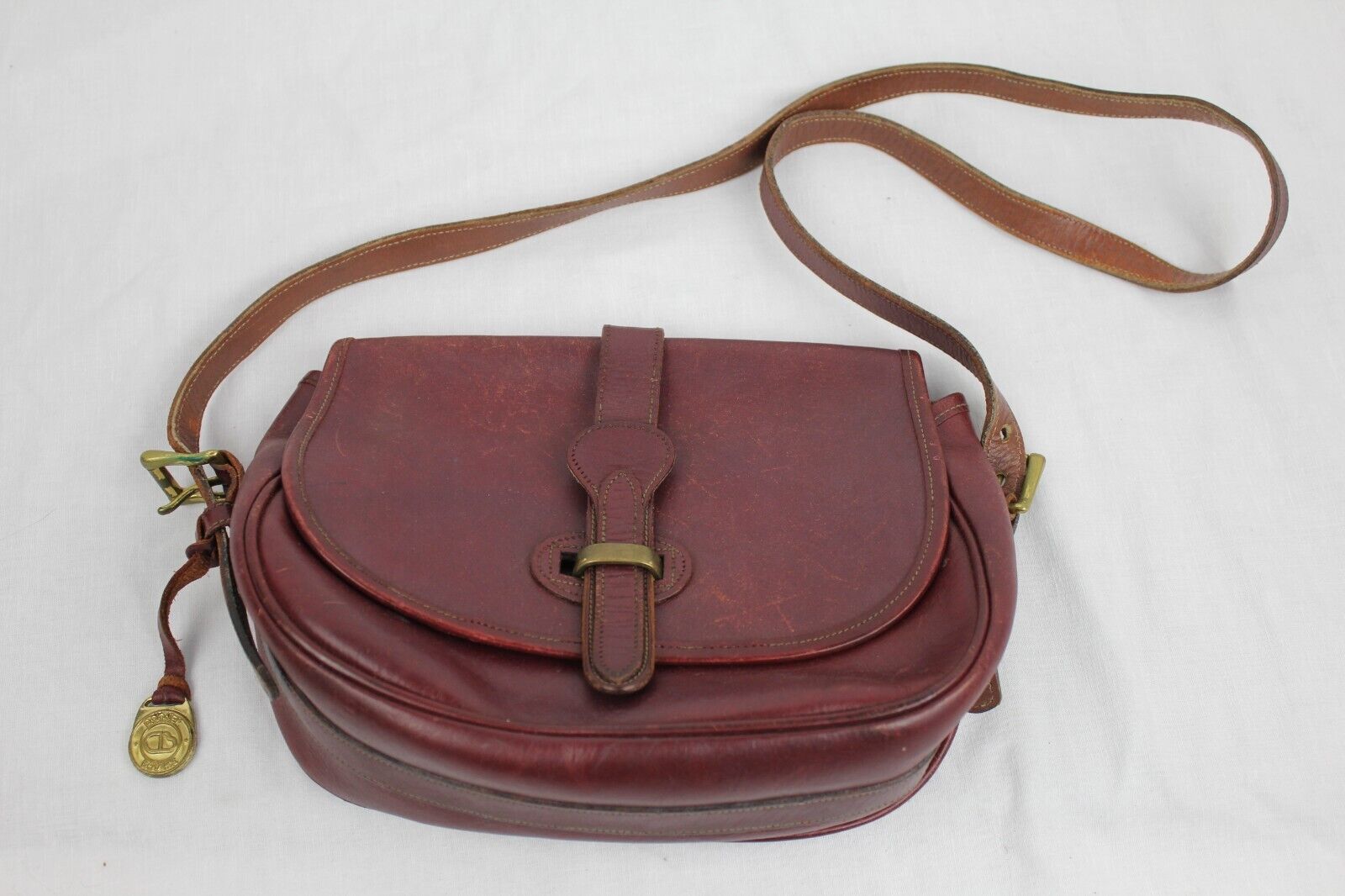 VINTAGE Dooney & Bourke Women's Leather Equestrian Shoulder VINTAGE Dooney & Bourke Women's Leather Equestrian Shoulder
