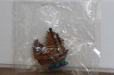 Disney Collector Packs Park Series 8 Pirates of the Caribbean Empress Ship