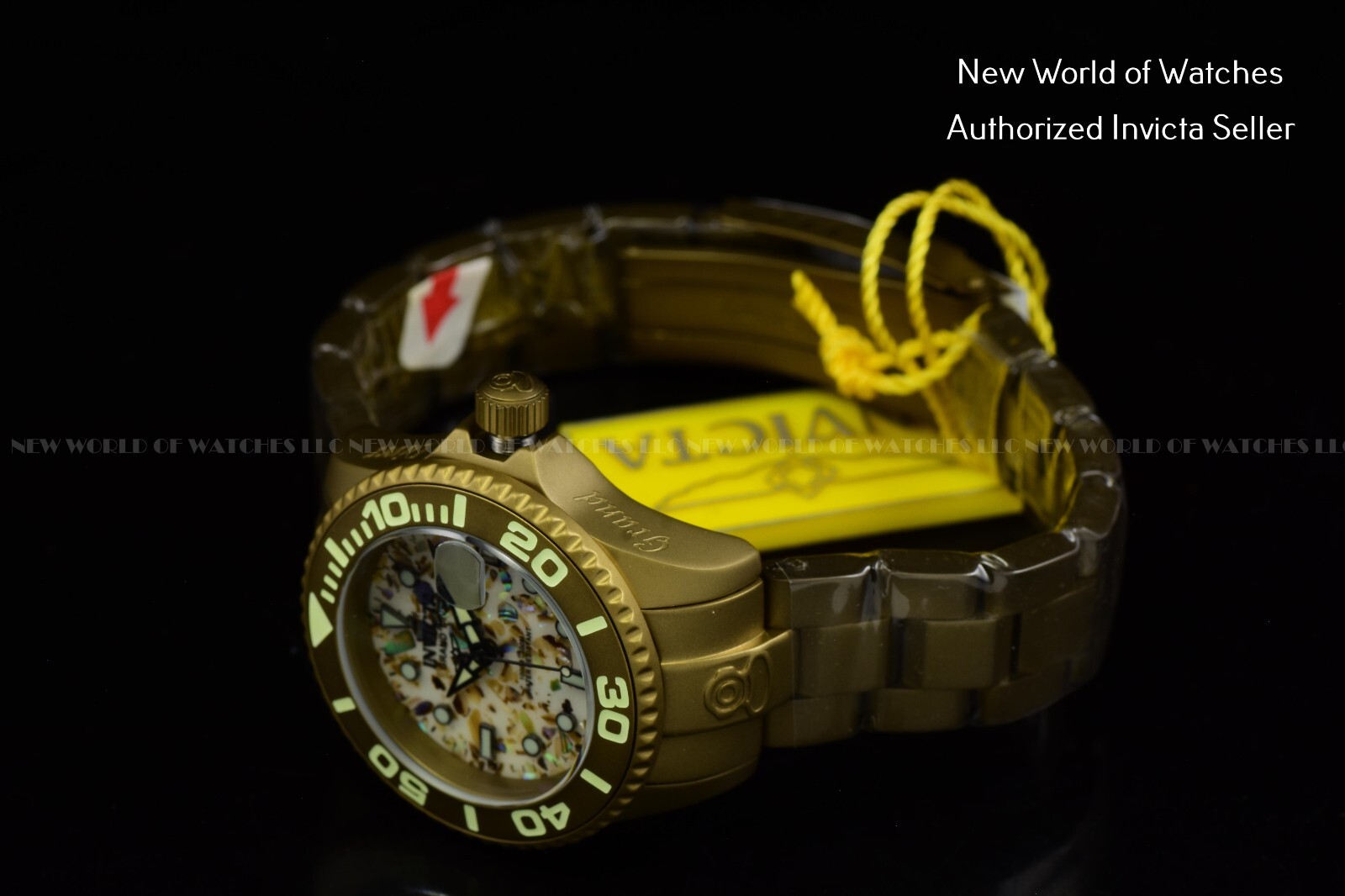 Pre-owned Invicta Women's Pro Diver 38mm Beige Dial Automatic Khaki Bracelet Watch