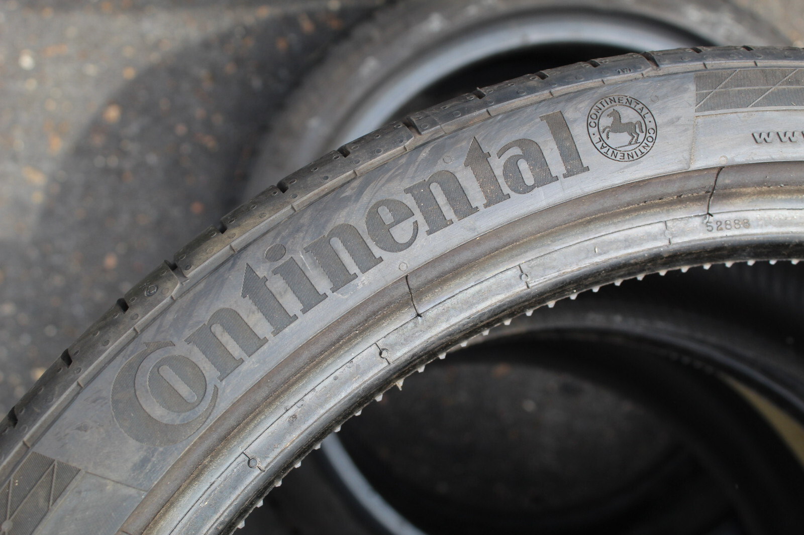 285 30 21 Continental, CSC 5P, RO1 XL 100Y, x2 A Pair, 6.8mm (f1_tyres) FO L2484