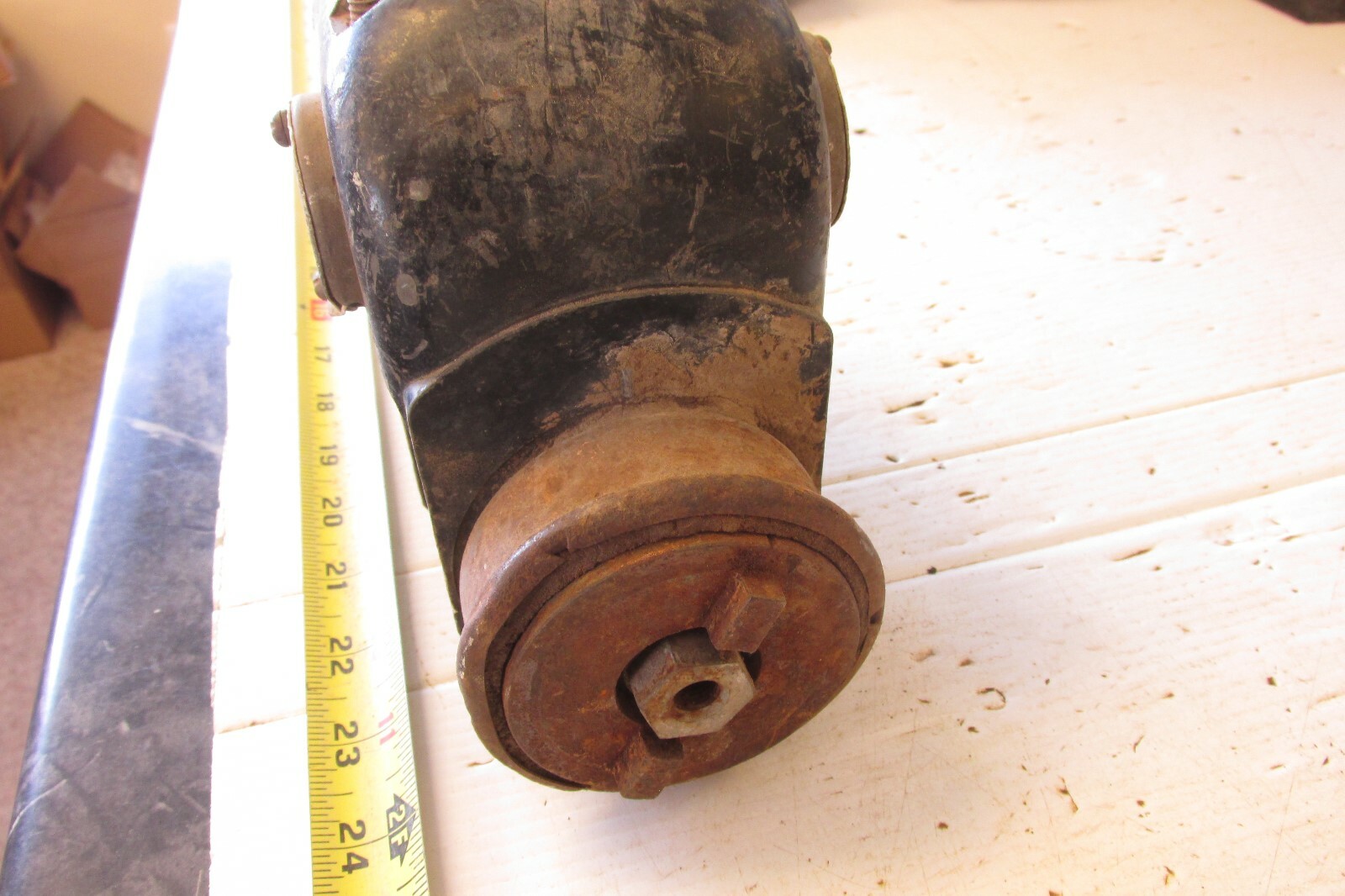 OLD BOSCH  MJC-4C  146   4 CYLINDER TRACTOR MAGNETO