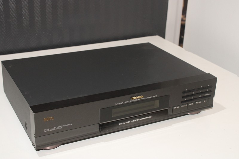 Lecteur / Platine Tuner Toshiba St-3519 Non Tester