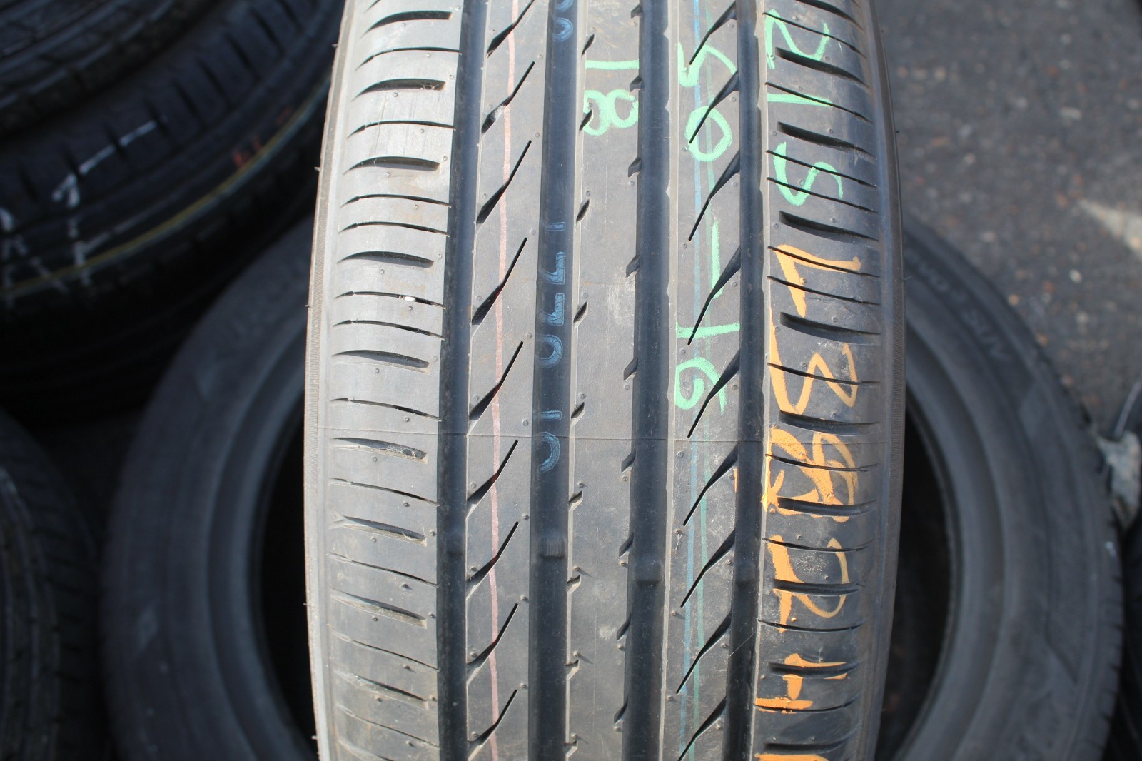 New 215 50 18 Toyo, Proxes R40, 92V, x1 Tyre (F1_tyres) L3824