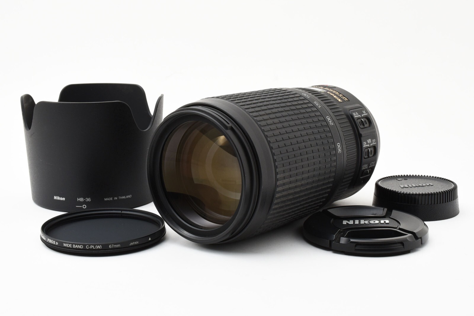 Nikon Nikkor 70-300mm f/4.5-5.6G ED IF AF-S VR With Hood