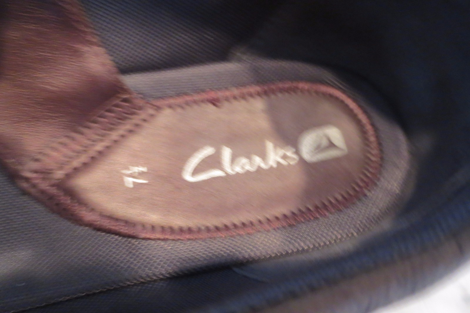 lades brand new  clark  comfort   shoes 7.5 size   tope color  shoes with box