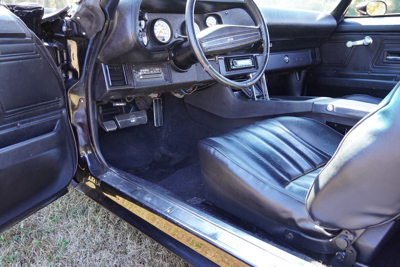 Built Hot Rod With Lots Of Goodies. Used Chevrolet Camaro for sale in