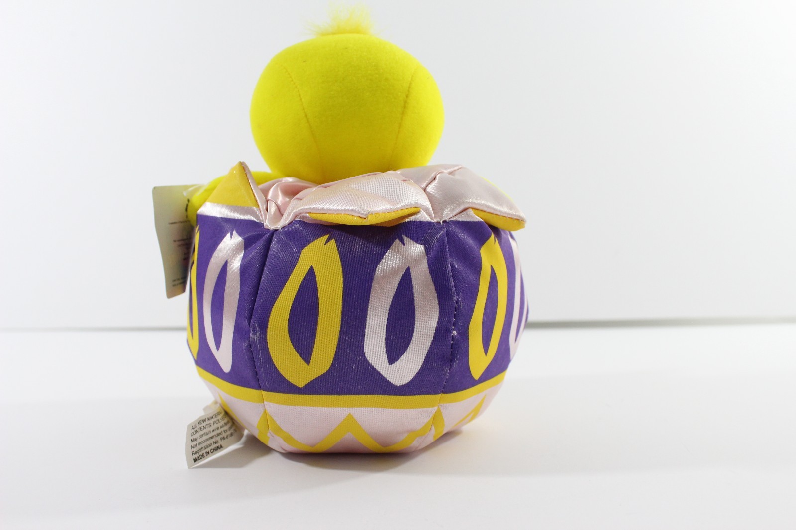 New Play By Play Looney Tunes Easter Baby Tweety Bird Toy Purple Egg Plush 1997