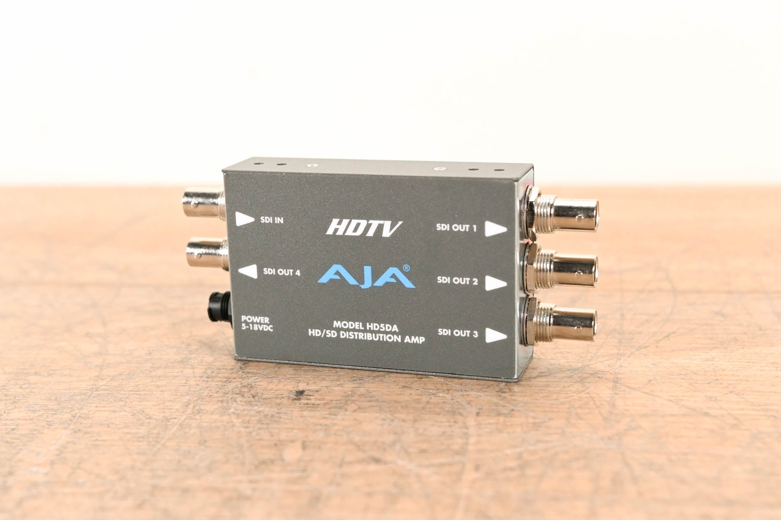 AJA HD5DA 　未使用品 AJA HD5DA 1x4 HD/SD-SDI Distribution Amplifier/Repeater NO