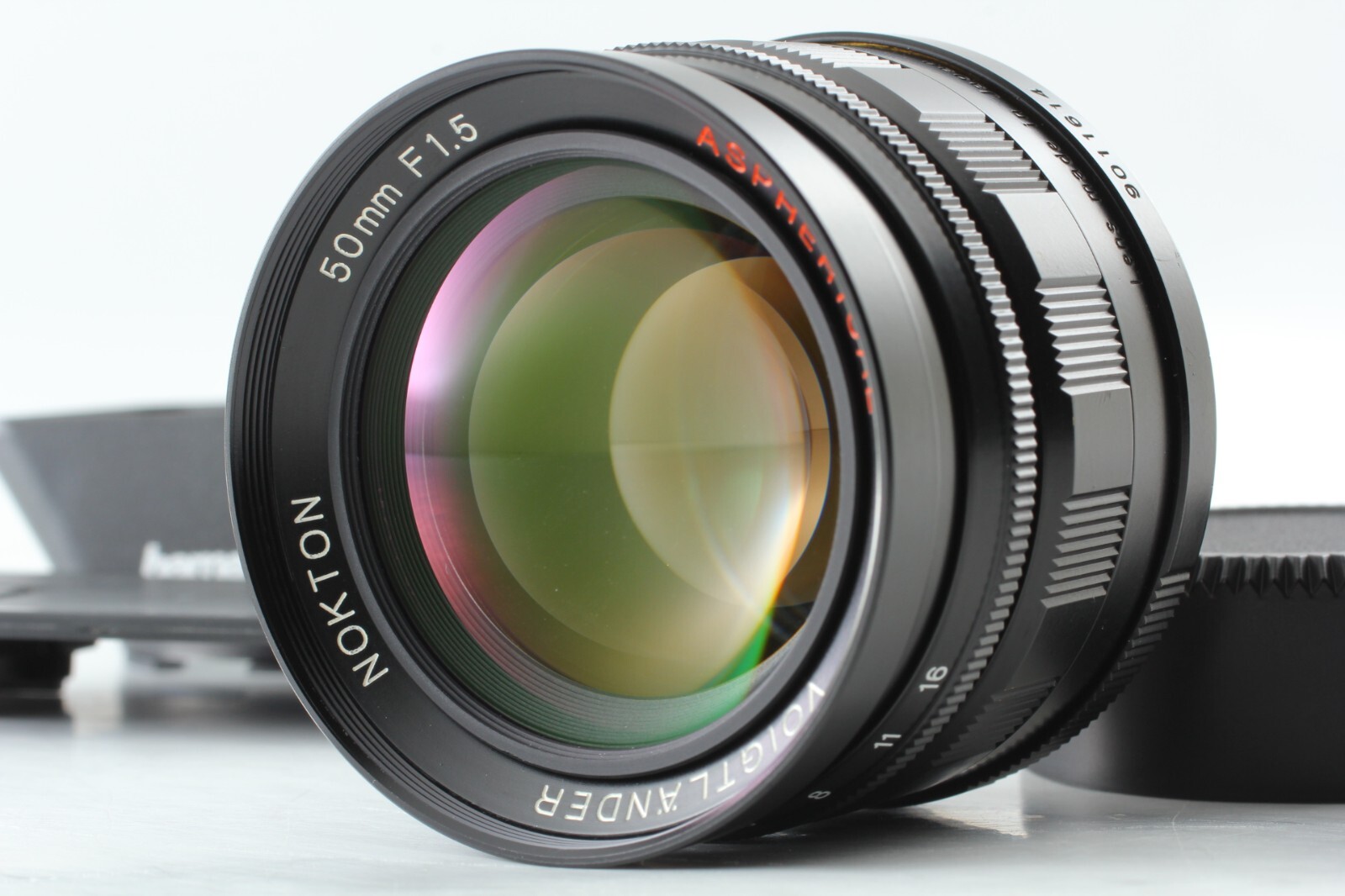A*ね様 美品　VOIGTLANDER NOKTON 50mm f1.5 L39 MINT + Hood] Voigtlander Nokton 50mm F1.5 Aspherical Black