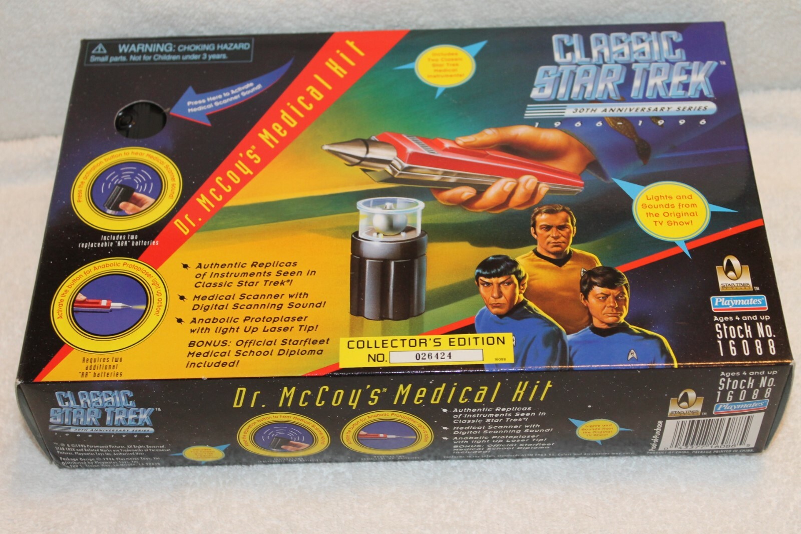 MIB 30th Anniv. Classic Star Trek Dr. McCoy's Medical Kit Playmates 16088 1996