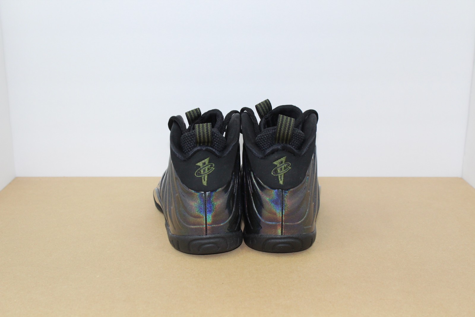 Nike Little Posite One GS Basketball Shoe Legion Green Blk 644791-301 Size 4.5Y