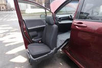 Honda Freed 1.5 Hybrid/PetroAutoDisabled Access Electric Chair 6 Seater Mini MPV