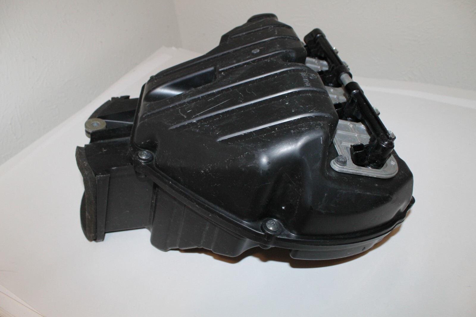 R AiwaCS-G77MK R AiwaCS-G77MK 2005-2006 Kawasaki Ninja ZX6R Airbox assembly