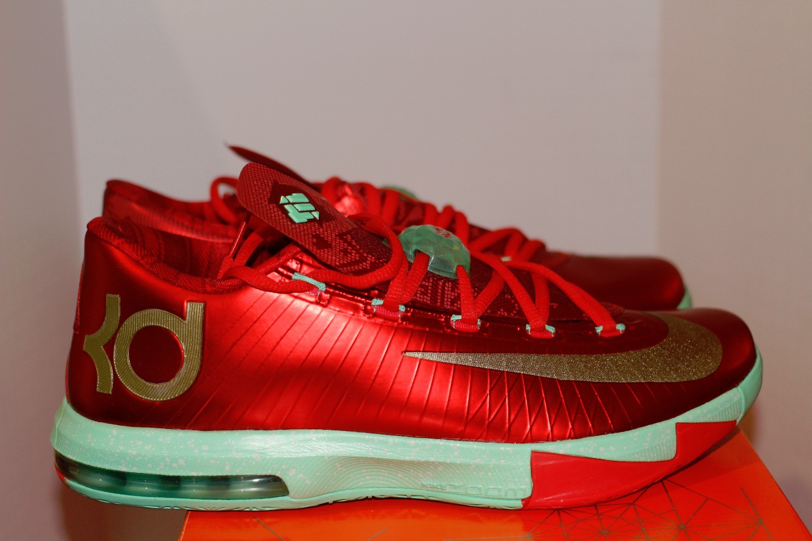 christmas kd 6s